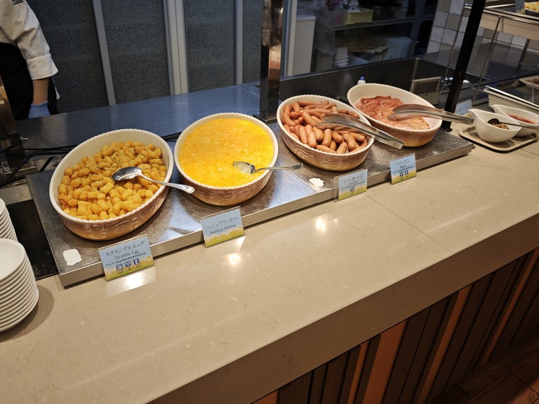 【小惡魔驫到成功】 我們家的五天四夜年前日本行 Day2 東京灣LA VISTA 酒店 / 豐洲市場 / LAVIEW列車 / 小江戶川越 & 菓子屋橫町 / 舊輕井澤銀座CHURCH STREET