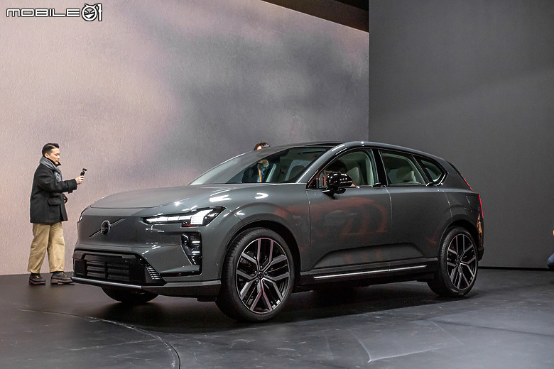 Volvo EX60 瑞典全球首發會現場實拍 ＆ 技術詳解！