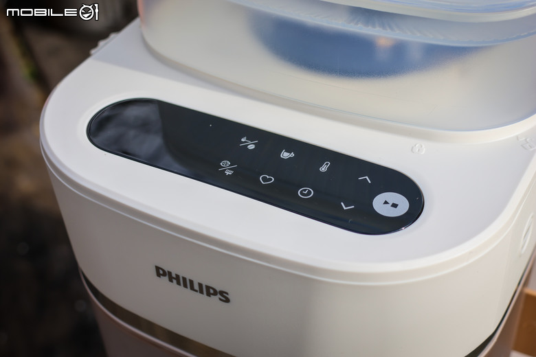 飛利浦 Philips HD7997手沖冷萃美式咖啡機試用體驗｜手沖咖啡技術加持、隨時來杯黃金比例香濃咖啡！