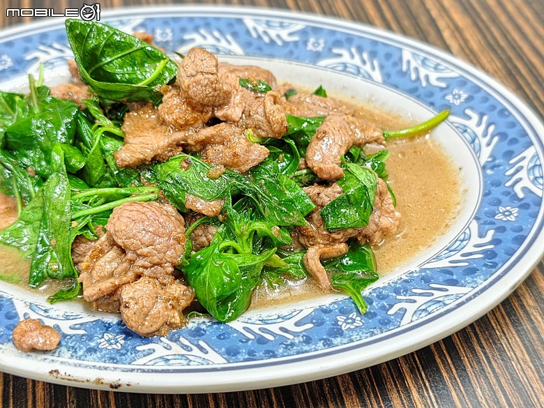 【小惡魔驫到成功】2026屏東燈節 萬年溪燈區,外掛屏東夜市中之國峰羊肉與尚讚肉圓的粉腸 — 2026年新春賞燈第一炮