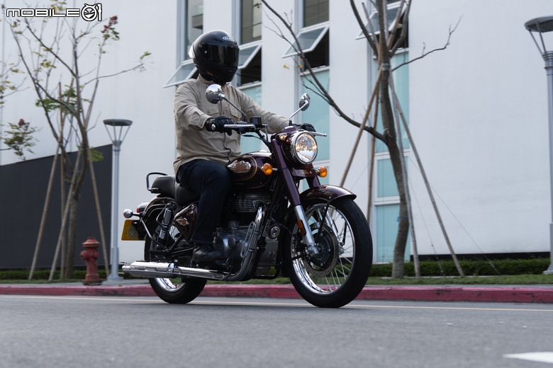 Royal Enfield Bullet 350試駕報告｜來自印度的超時空浪漫