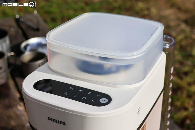 飛利浦 Philips HD7997手沖冷萃美式咖啡機試用體驗｜手沖咖啡技術加持、隨時來杯黃金比例香濃咖啡！