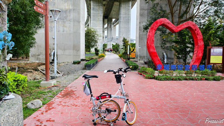 高鐵烏日站&rarr;赤崁頂&rarr;橋聳雲天&rarr;雙龍隧道群&rarr;鳥嘴潭&rarr;中興新村&rarr;芬園寶藏寺&rarr;烏日站｜中彰投一日遊