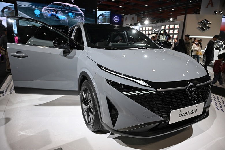 【2026 台北車展紀實】從展場正妹到四輪靈魂:Nikon ZR 實拍紀錄