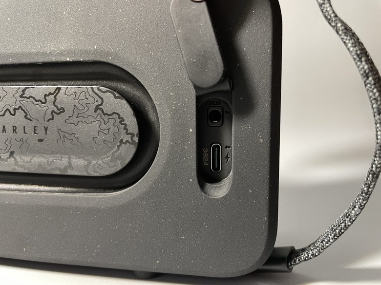 House of Marley Roots Solar 開箱評測：專為海灘派對設計的環保喇叭