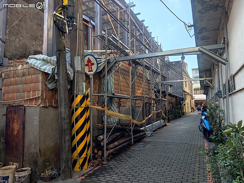 大溪老街(和平老街、中央老街、中山老街)、普濟堂、福仁宮、鎮豐宮、中正公園、大溪橋 — 2025年霜華大溪散策之一