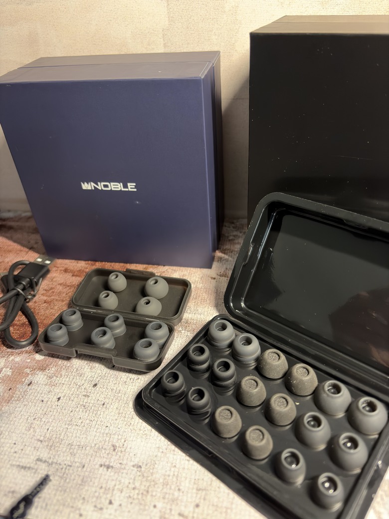 【心得】Noble FoKus Prestige Encore真無線藍牙入耳式耳機 評測 對比Noble Audio Fokus Rex5綠國王