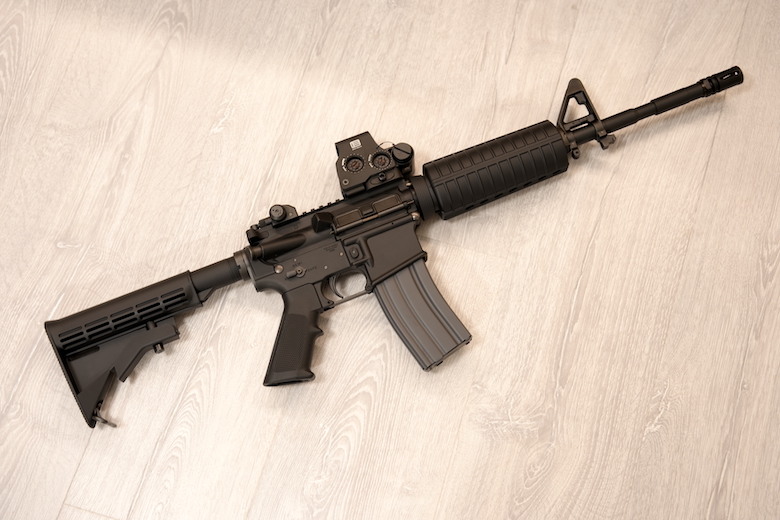 Tokyo Marui EVOLT M4A1 入手開箱! 挑戰 GBBR 的仿真尺寸,電槍科技的全新篇章