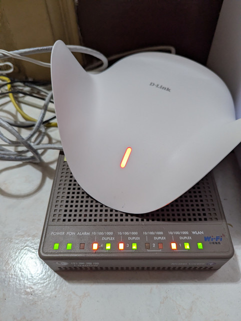 D-Link AQUILA PRO AI M36 享受流線美型、獵鷹般的迅猛與AI精準網路管理！