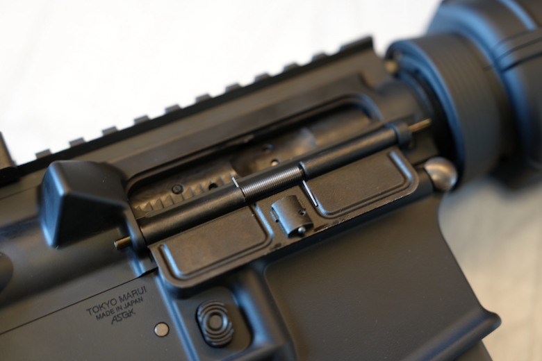 Tokyo Marui EVOLT M4A1 入手開箱! 挑戰 GBBR 的仿真尺寸,電槍科技的全新篇章