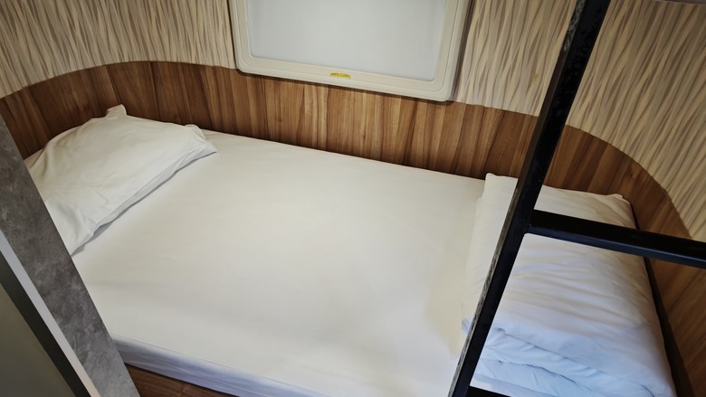 【小惡魔驫到成功】我們家的兩天一夜露營車老街之旅 - 仙草博物館 / 關西鎮農會 / 內灣老街 / 威尼斯露營車 / 溫家果園採橘子 / 紅鱻小館