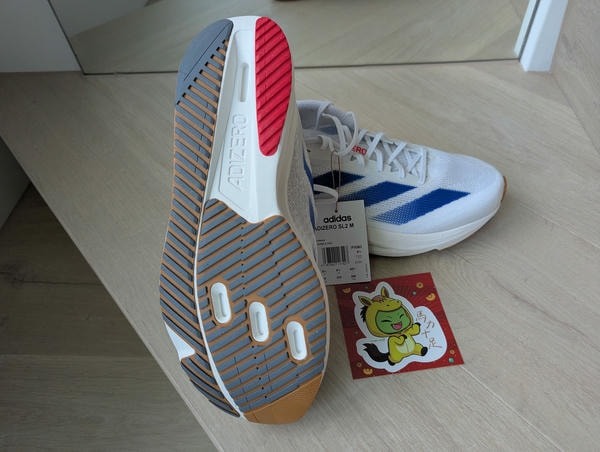 【小惡魔驫到成功】【小氣鬼開箱】Adidas Adizero SL2 M 稍嫌過期的超值訓練跑鞋