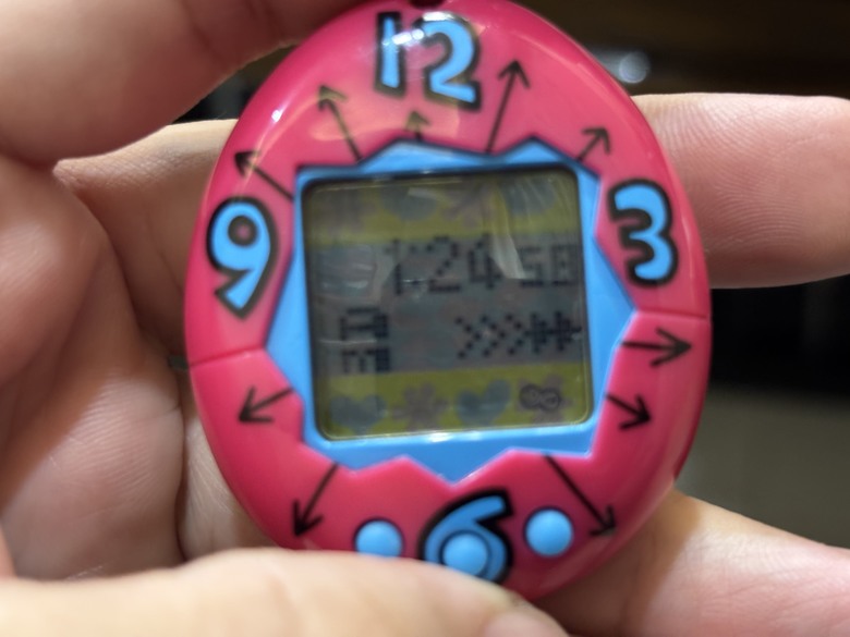孵了30年！全新初代1996年版電子雞開箱！