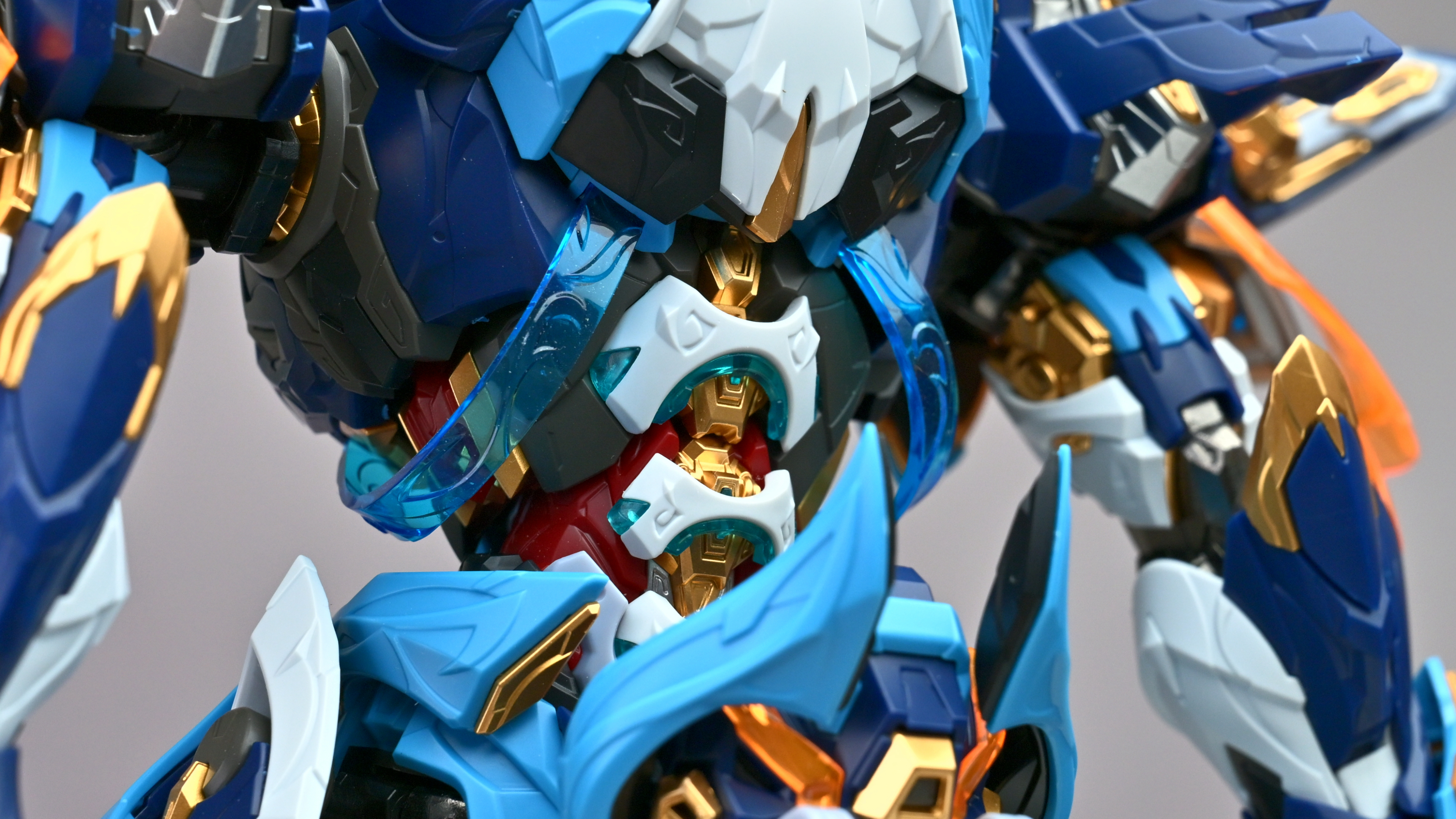 點我看大圖 【摩動核】空間殺手桌面壓制!摩動核魔禮青組裝版,春酒上看誰有本事帶走這尊機甲戰神!