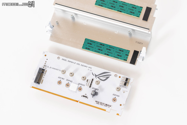 ROG CROSSHAIR X870E GLACIAL 主機板開箱實測 不光配置性能頂尖 更具備雙 10 GbE 海量高速傳輸