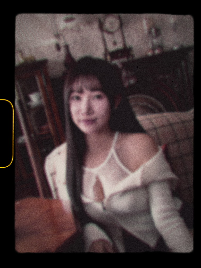 富士 instax mini Evo Cinema 評測｜「年代轉盤」玩出百種風格、15 秒影片帶你穿越時空！