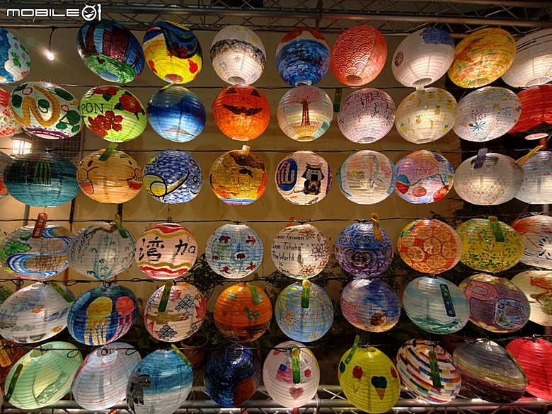 【小惡魔驫到成功】普濟殿燈會與馬年神農街花燈展,過年來臺南賞燈海 — 2026年新年走春 第二站