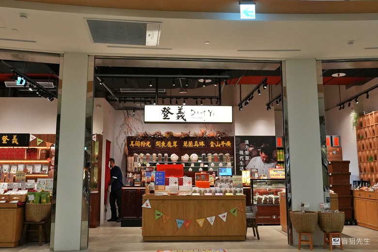 【小惡魔驫到成功】新年趴趴走❤️lalaport 南港哈利波特專賣店隨拍❤️