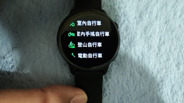 【小惡魔驫到成功】買給自己的新年禮物 - Garmin vívoactive 6