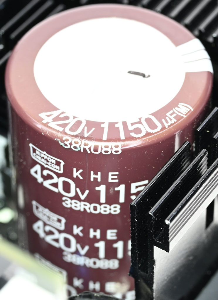 Thermaltake TOUGHPOWER TF3 1300W鈦金全模組電源開箱