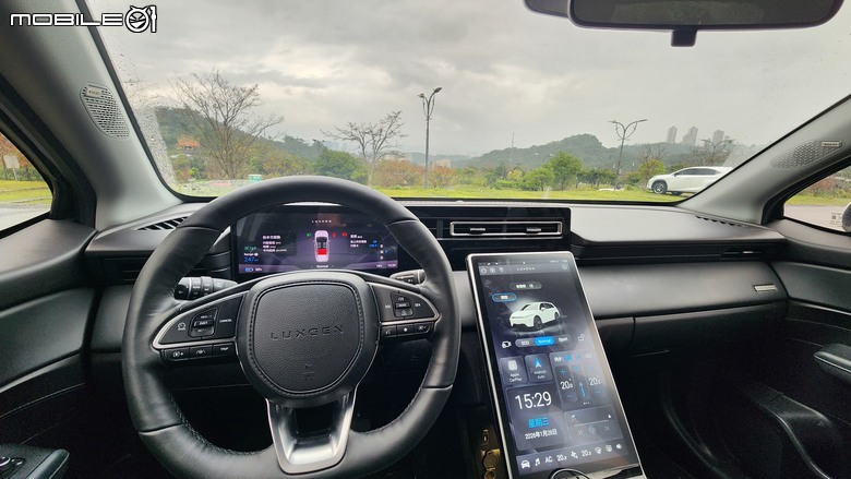 Luxgen n7 純粹版實測：在品牌退場之後，這台車還剩下什麼？