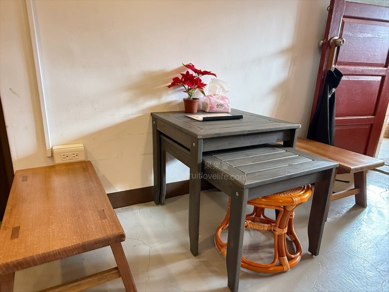 漂浮冰咖啡醒獅、祥龍相當吸睛,還有以勇字拉花來結合白沙屯