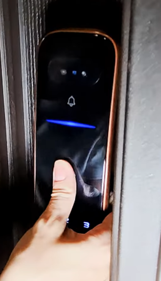 日立悅系列 vs Philips 同級人臉電子鎖：誰才是你家門口的真正守護者？