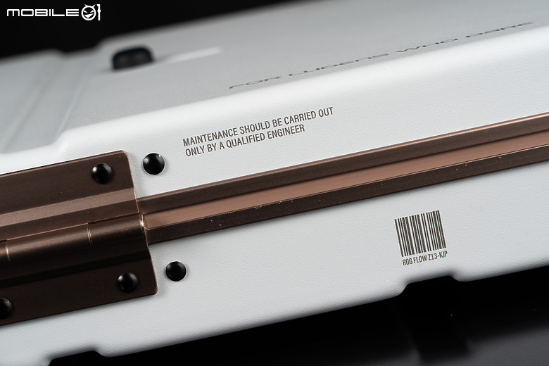 ROG Flow Z13-KJP 搶先開箱｜兩大潮牌終極共創，致敢於挑戰的遊戲人！