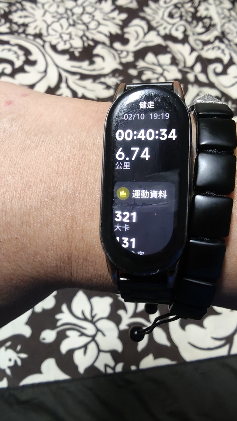 【小惡魔驫到成功】買給自己的新年禮物 - Garmin vívoactive 6