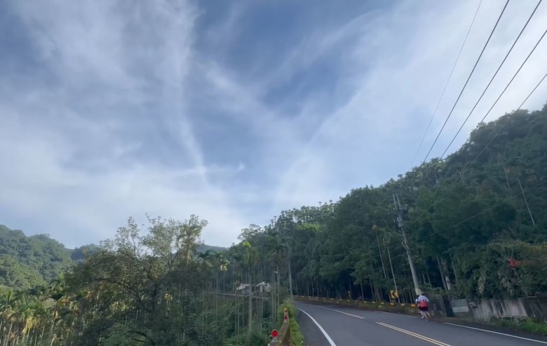 【小惡魔驫到成功】青桐林秘境探險,用跑的來去一線天!!!