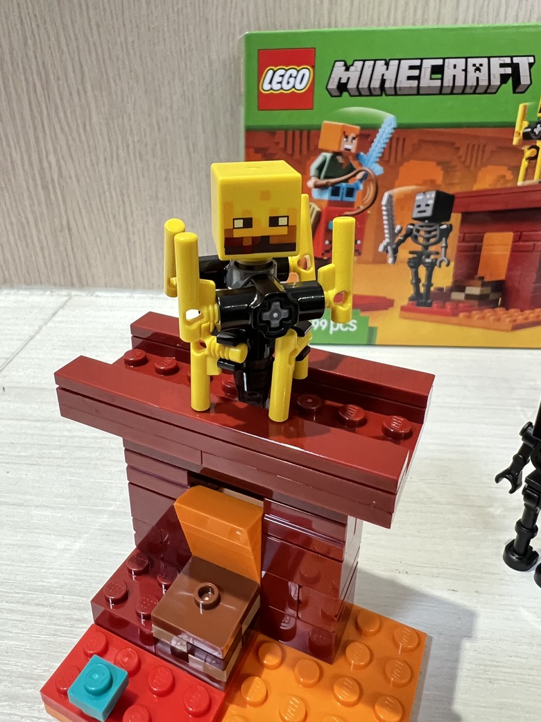 【小惡魔驫到成功】LEGO Minecraft 雙盒開箱 21266 地獄熔岩戰鬥 × 21584 地獄與終界傳送門之旅