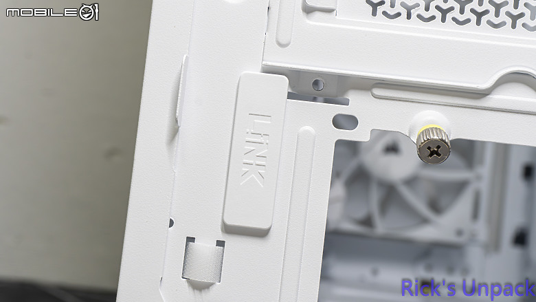 【開箱】終極機殼改裝 | FRAME 4000D LCD RS ARGB WHITE