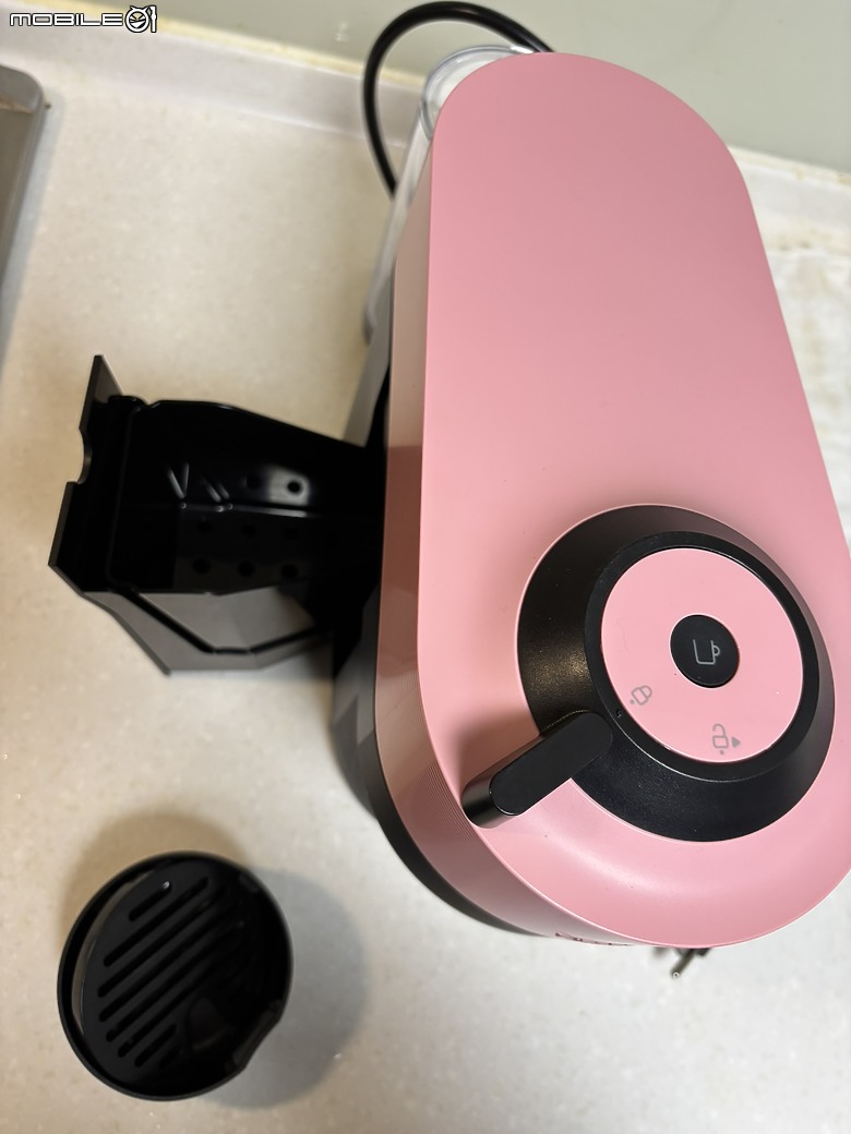 【開箱實測】Nespresso VERTUO POP 開箱｜從一個人的早晨，到兩個人的咖啡時光