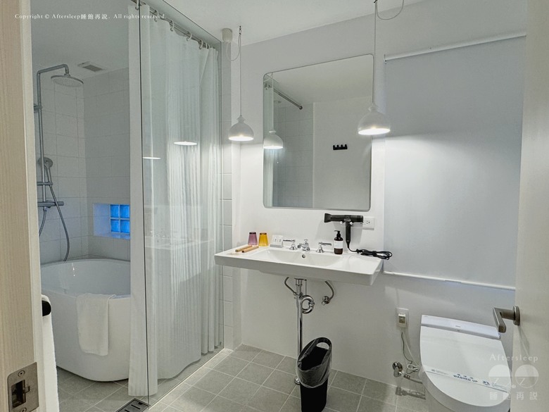 沖繩北谷町｜Blue Steak Wonder Okinawa Chatan＿美式簡約海景民宿