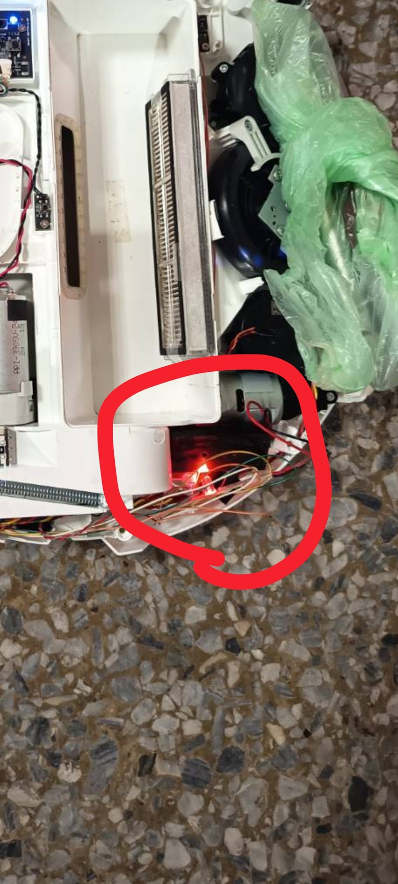 小米掃地機器人S10+ 懸崖感知器故障維修-- 維修過程紀錄