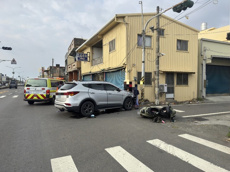 屏東 有看過🐒猴子在天上飛🦅的畫面嗎？現在你看過了🙉