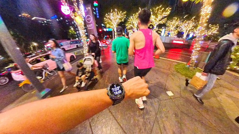 點我看大圖 (映像運動)“2025臺北馬拉松 EP2”探訪酷炫運動科技、在絢麗都會燈火下夜跑暖身at Nike科技探索日& NRC城市跑步系列in台北站