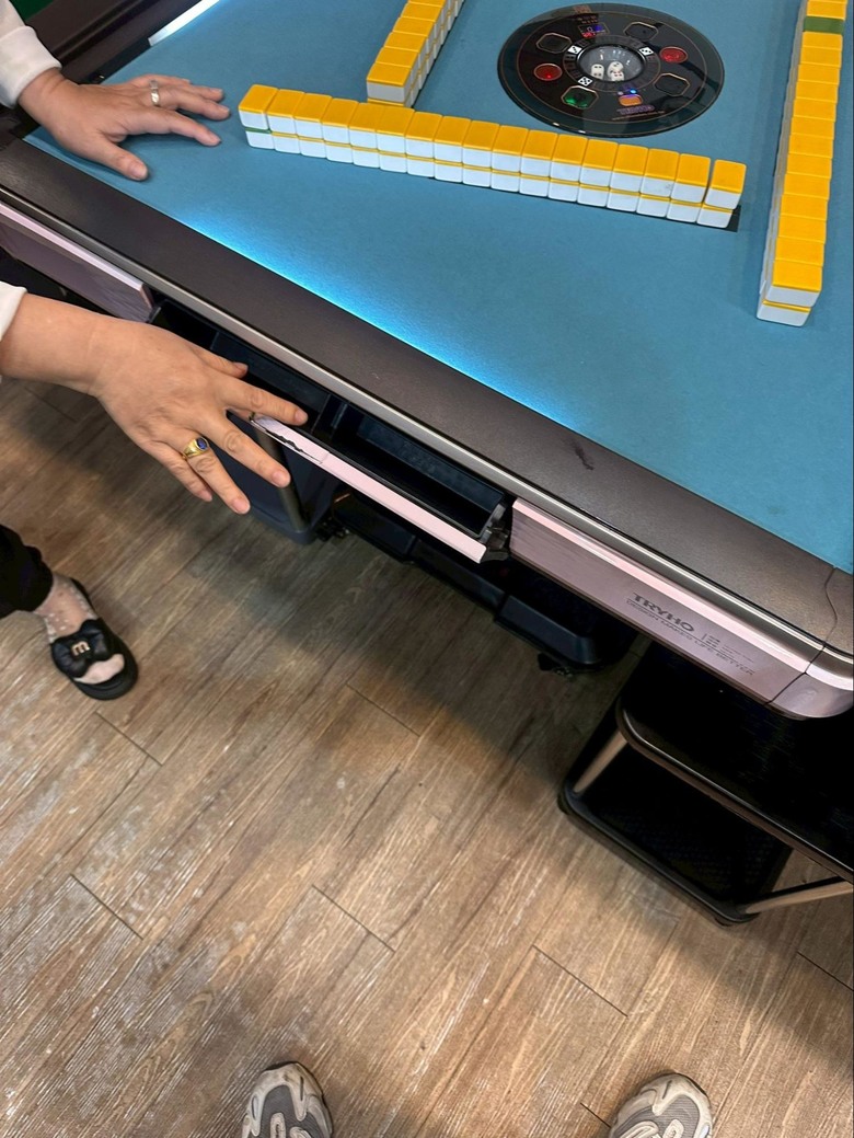 跑了三間幫家裡場被找靜音麻將桌(長勝/輝業/東方不敗)