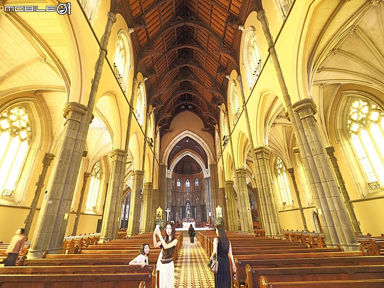 墨爾本CBD之聖巴特利爵主教座堂 (Saint Patrick's Cathedral)、皇家拱廊(Royal Arcade)、舊郵政局(Former General Post Office)、中央拱廊(Centreway Arcade)、咖啡巷(Degraves St)，附掛墨爾本經典咖啡館 Brunetti Oro Flinders Lane — 2026東澳洲四大城巡遊之墨爾本段 第2部