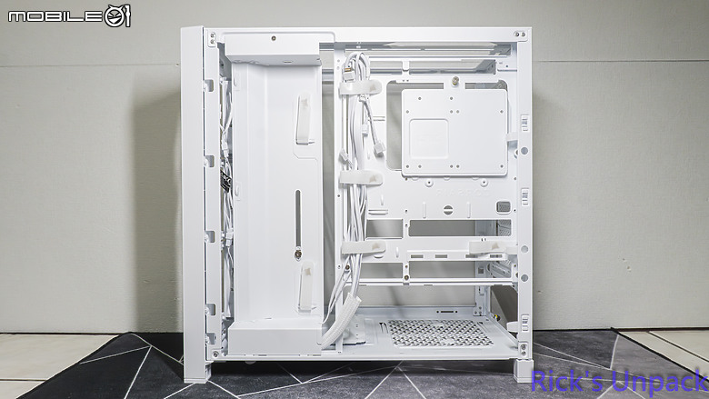 【開箱】終極機殼改裝 | FRAME 4000D LCD RS ARGB WHITE