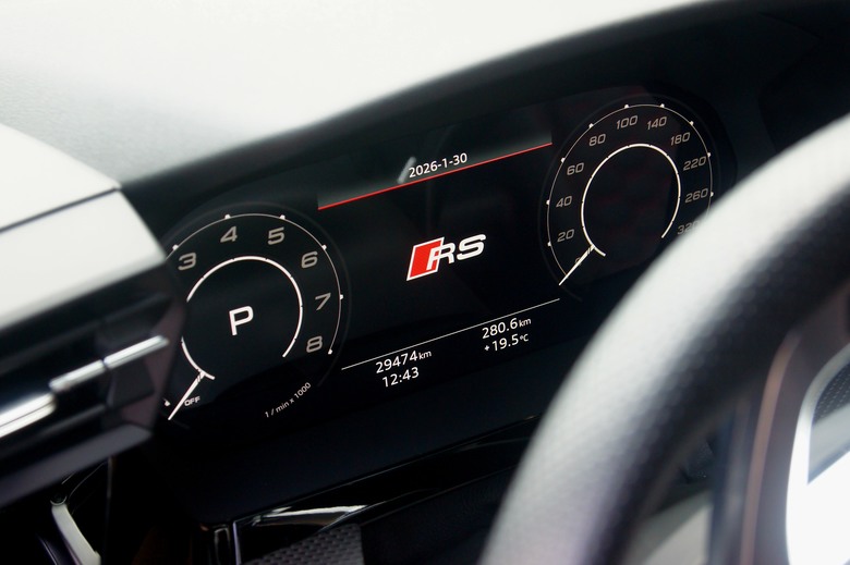 被原廠耍到催生的開箱文｜Audi RS 3 Sportback