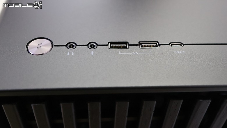 散熱強化升級 FD North 新色系 Momentum 極簡黑魂風