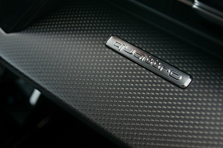 被原廠耍到催生的開箱文｜Audi RS 3 Sportback