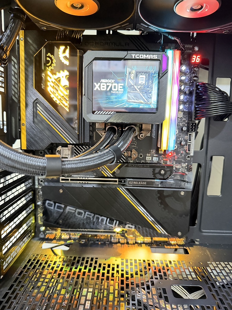 為超頻而生 X870E Taichi OCF 太極 AMD 首款 OCF 主機板