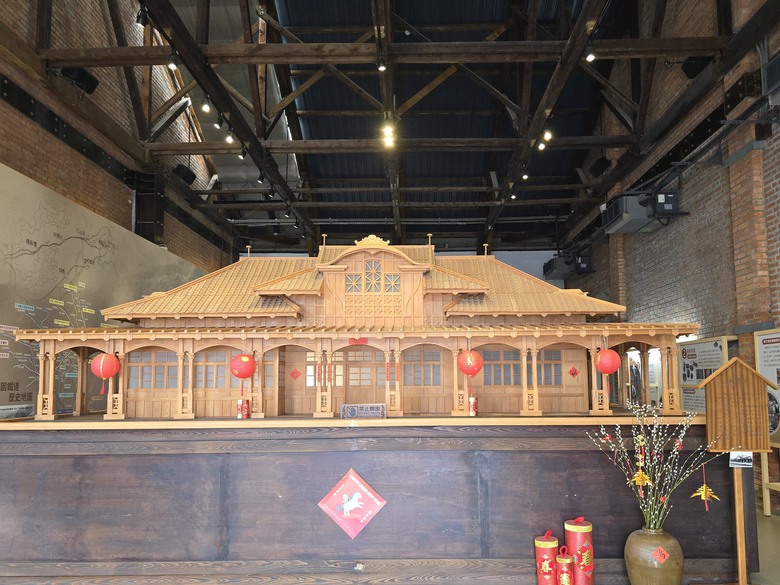 【小惡魔驫到成功】桃園七號倉庫- 桃園軌道願景館 -互動寓教於樂中勾勒出桃園未來軌道藍圖