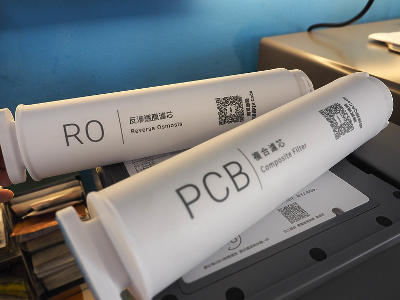 【小惡魔驫到成功】四季皆可飲 冰水・熱水・冰塊一次搞定 ｜Haier 桌上型RO冰鑽瞬熱飲水機
