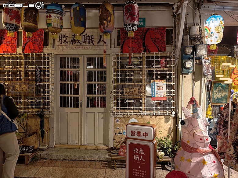 【小惡魔驫到成功】普濟殿燈會與馬年神農街花燈展,過年來臺南賞燈海 — 2026年新年走春 第二站