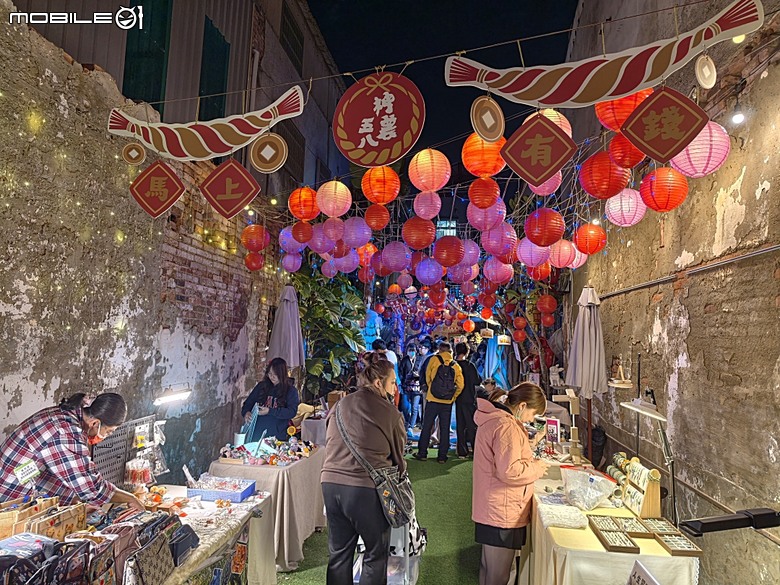 【小惡魔驫到成功】普濟殿燈會與馬年神農街花燈展,過年來臺南賞燈海 — 2026年新年走春 第二站