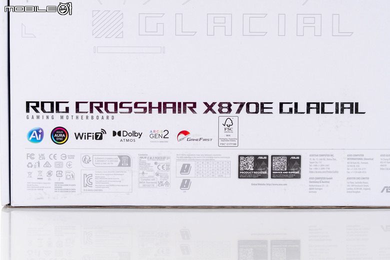 ROG CROSSHAIR X870E GLACIAL 主機板開箱實測 不光配置性能頂尖 更具備雙 10 GbE 海量高速傳輸