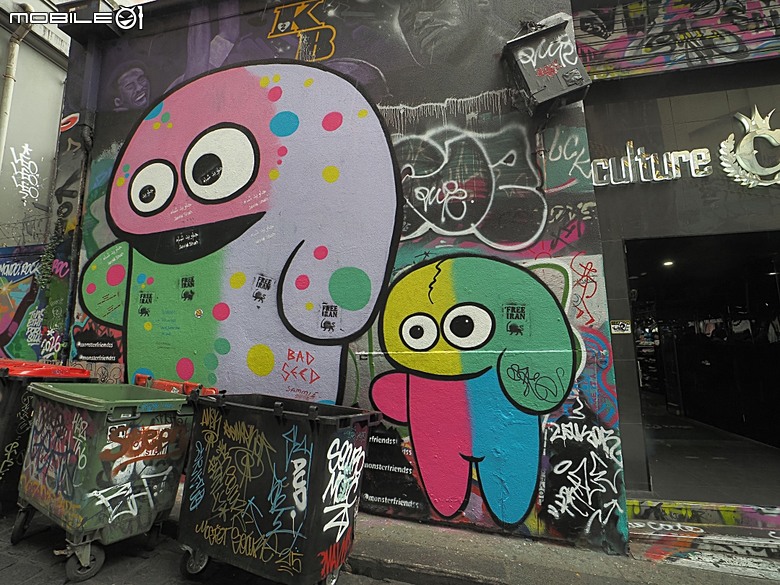 墨爾本CBD之塗鴉巷(Hosier Ln)、澳洲動態影像中心(ACMI)、聯邦廣場(Fed Square)、聖保羅座堂(St Paul's Cathedral)、費蓮達火車站(Flinders Street Station)、舊墨爾本監獄(Old Melbourne Gaol)、維多利亞州立圖書館(State Library Victoria)，附掛簡餐Grill'd漢堡與鉛彈工廠 — 2026東澳洲四大城巡遊之墨爾本段 第3部